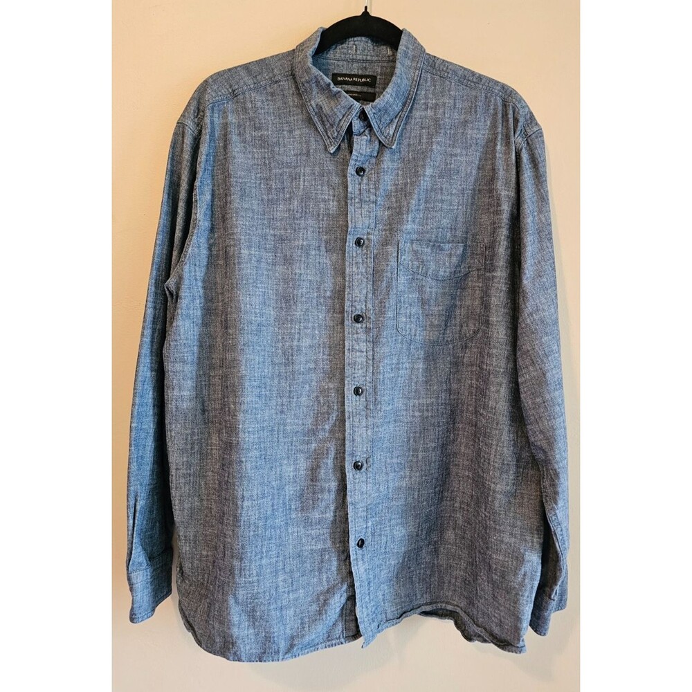 Banana Republic Shirt Adult XL Blue Button Up Long Sleeve Preppy